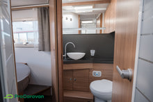 Lataa kuva Galleria-katseluun, Adria Matrix Plus 670 DC
