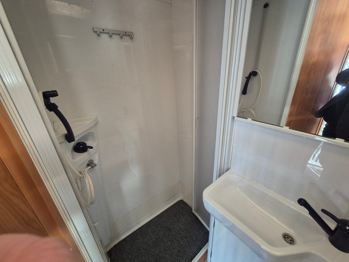 Hymer B 584