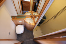 Lataa kuva Galleria-katseluun, Eura Mobil A 770EB
