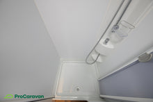 Ladda upp bild till gallerivisning, Adria Matrix M 650 SF
