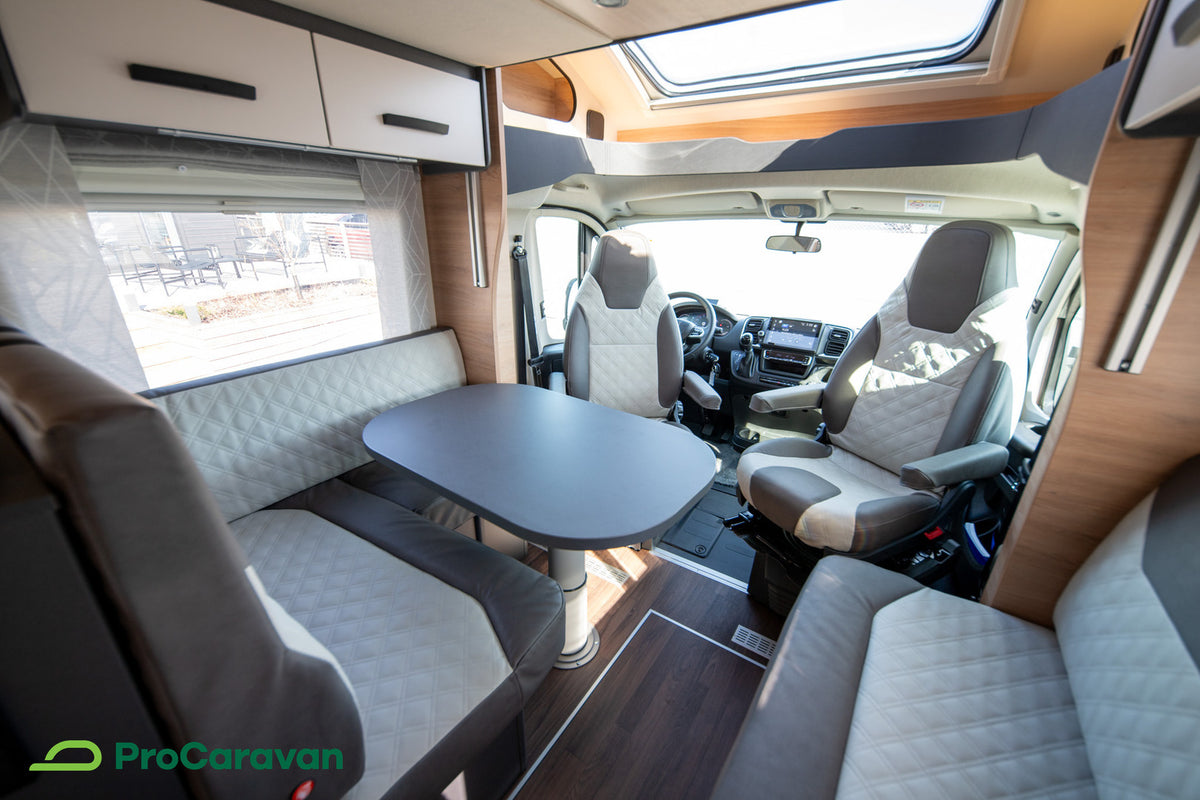 Knaus Live Wave 650 MF