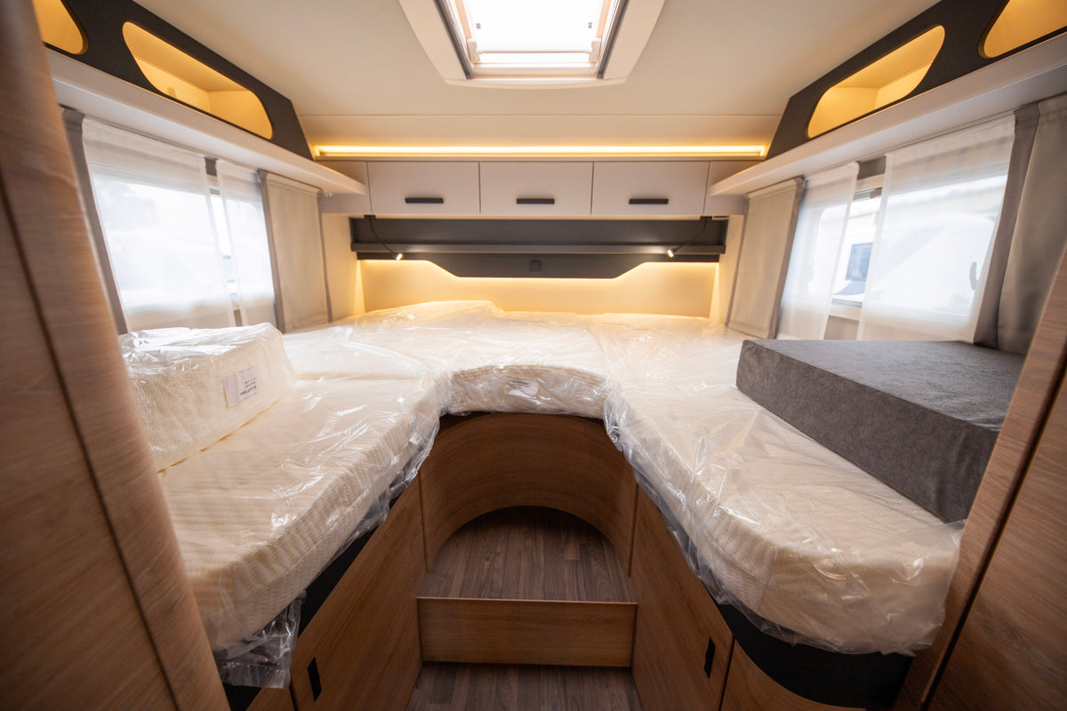 Knaus Live I 700 MEG