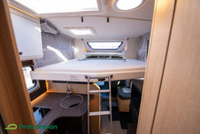 Ladda upp bild till gallerivisning, Sunlight T 690 L
