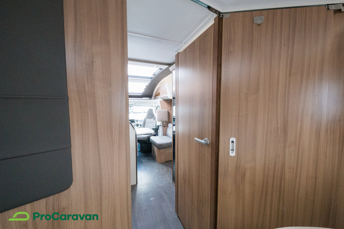 Adria Coral S 670 SC