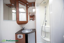 Lataa kuva Galleria-katseluun, Adria Coral S 670 SLL
