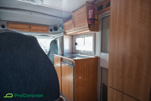 Lataa kuva Galleria-katseluun, Knaus Sun Traveller TI 605 L
