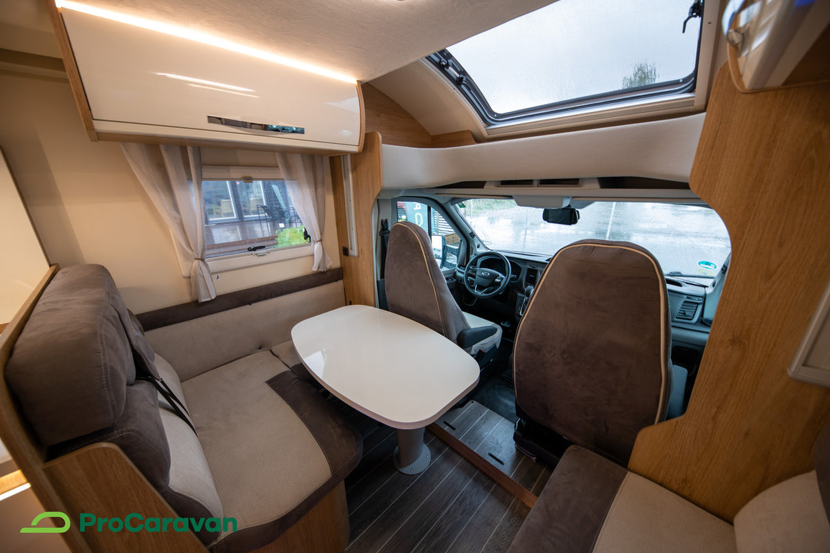 CI Elliot 84 XT