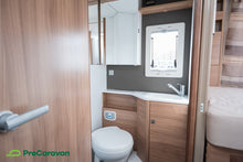 Lataa kuva Galleria-katseluun, Adria Matrix M 670 SL

