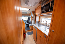 Ladda upp bild till gallerivisning, ADRIA 660 SL CORAL

