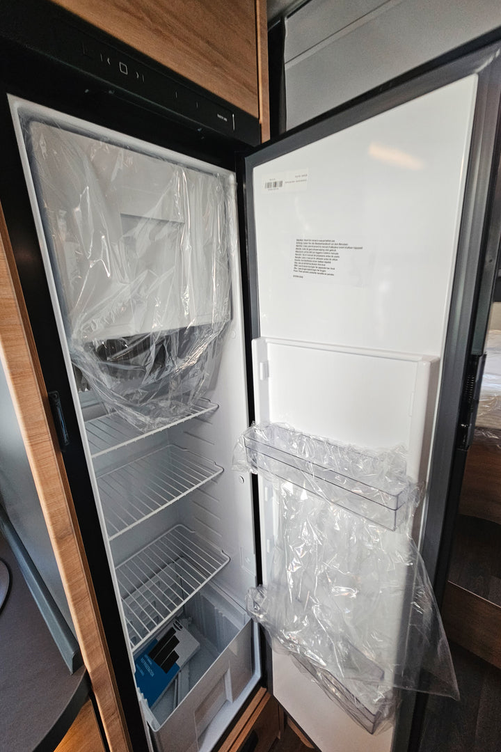 Knaus Live Ti 650 MEG Platinum Selection