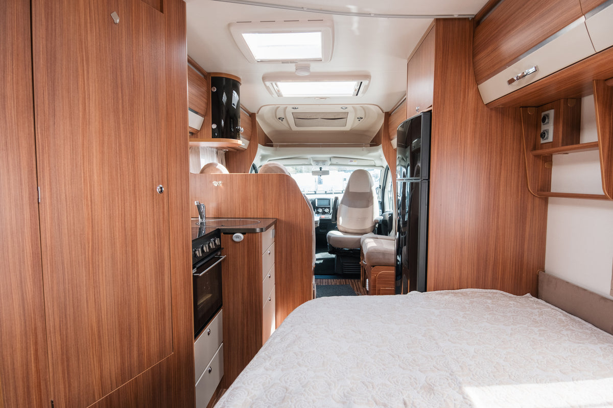Adria Coral S 680 ST