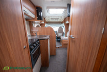 Lataa kuva Galleria-katseluun, Adria Coral S 670 SLL
