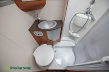 Lataa kuva Galleria-katseluun, Adria Coral S 670 SLL
