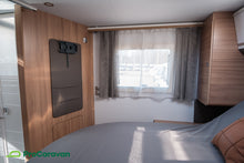 Lataa kuva Galleria-katseluun, Adria Matrix Plus 670 DC
