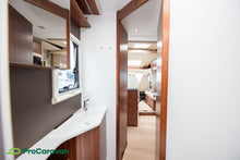 Ladda upp bild till gallerivisning, Adria Matrix M 650 SF
