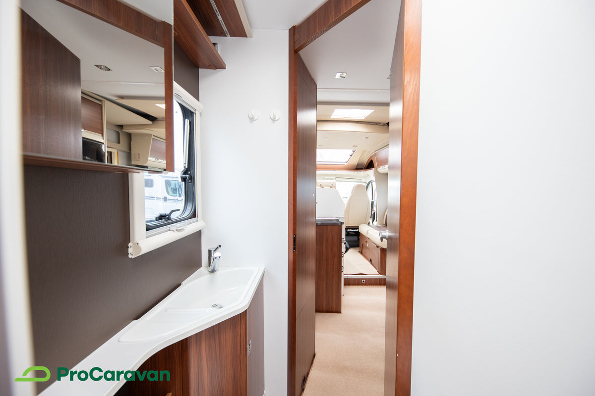 Adria Matrix M 650 SF