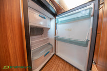 Lataa kuva Galleria-katseluun, Adria Twin 640 SL
