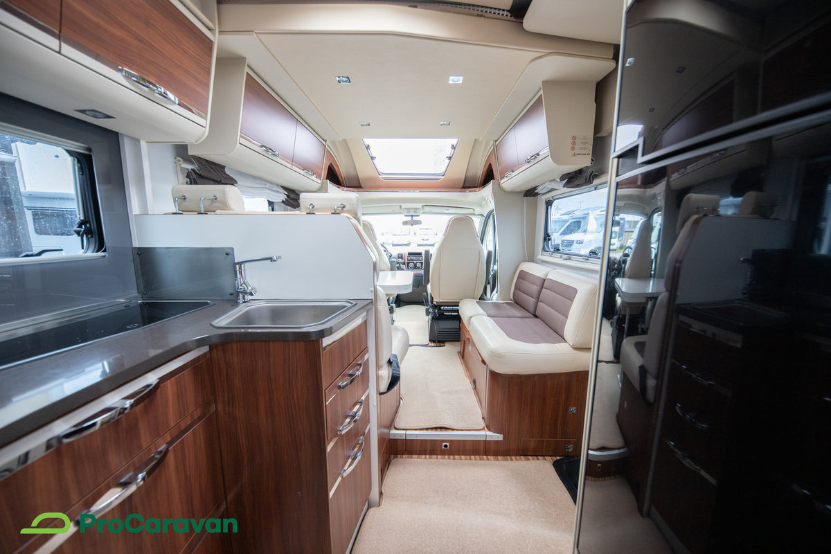 Adria Matrix M 650 SF