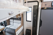 Ladda upp bild till gallerivisning, Ci Magis 67 XT Pro Edition
