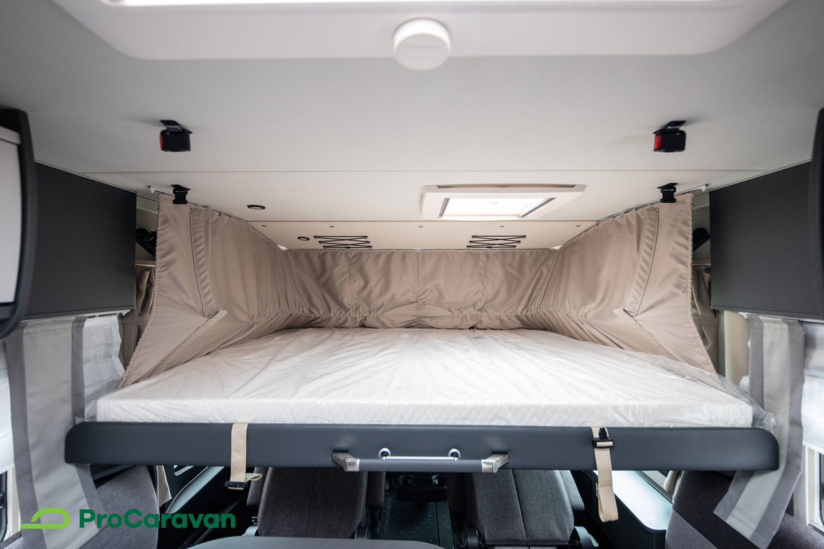 Knaus Live I 700 MEG