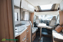 Lataa kuva Galleria-katseluun, Adria Matrix Plus 670 DC
