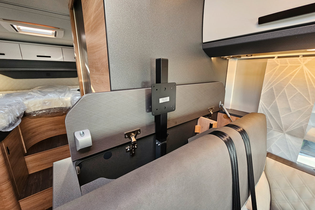 Knaus Live Ti 650 MEG Platinum Selection