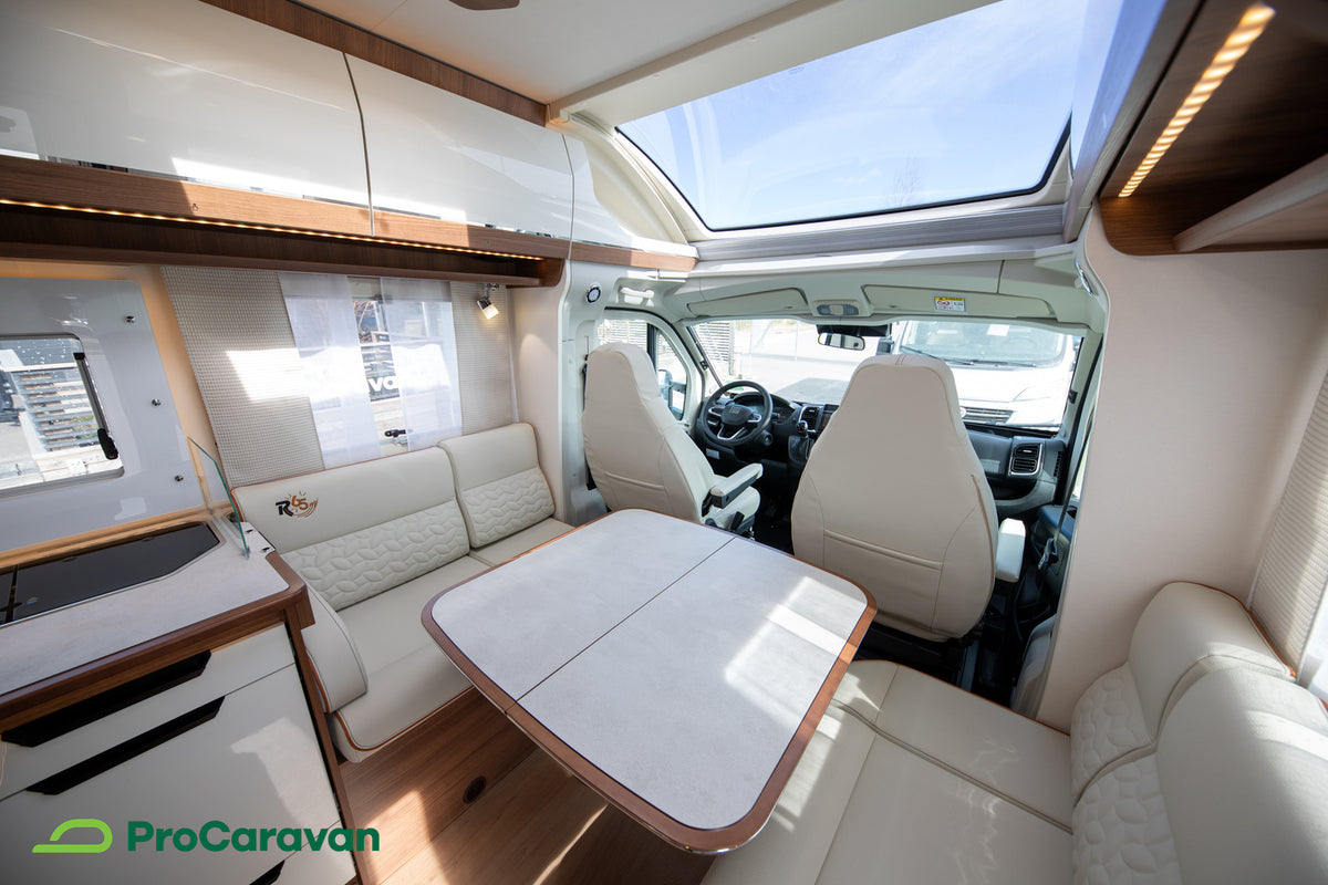 Rapido 696F R65 Edition