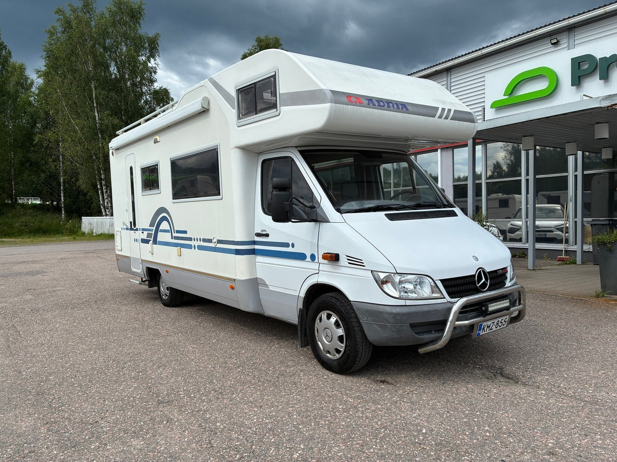 Adria Adriatik 690 DK