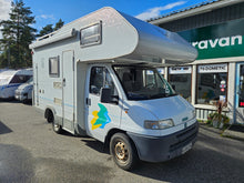Lataa kuva Galleria-katseluun, Knaus Traveller  A 510
