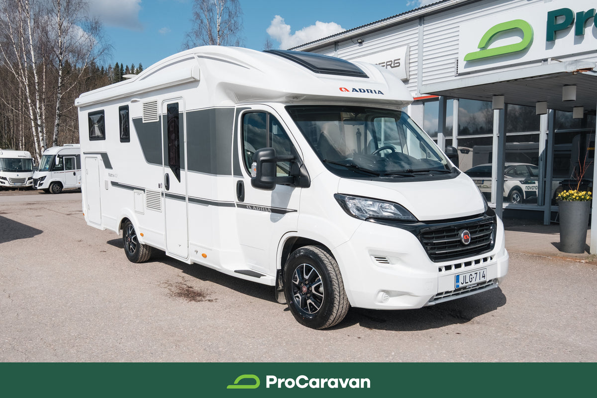 Adria Matrix M 670 SL