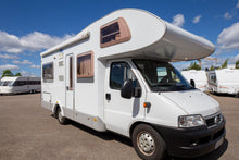 Lataa kuva Galleria-katseluun, Knaus Sun Traveller A 655 MF
