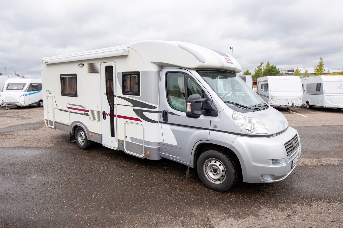 Adria Coral S 670 SLT