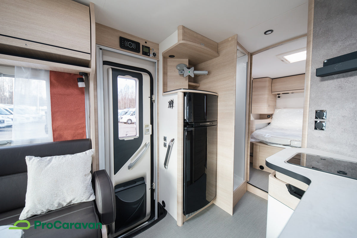 Rapido 896 F Scandinavian edition