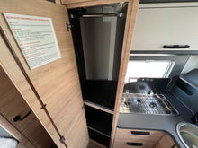 Lataa kuva Galleria-katseluun, Knaus Live Ti 650 MF Platinum Selection

