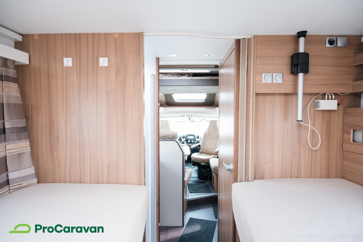 Adria Matrix M 670 SL