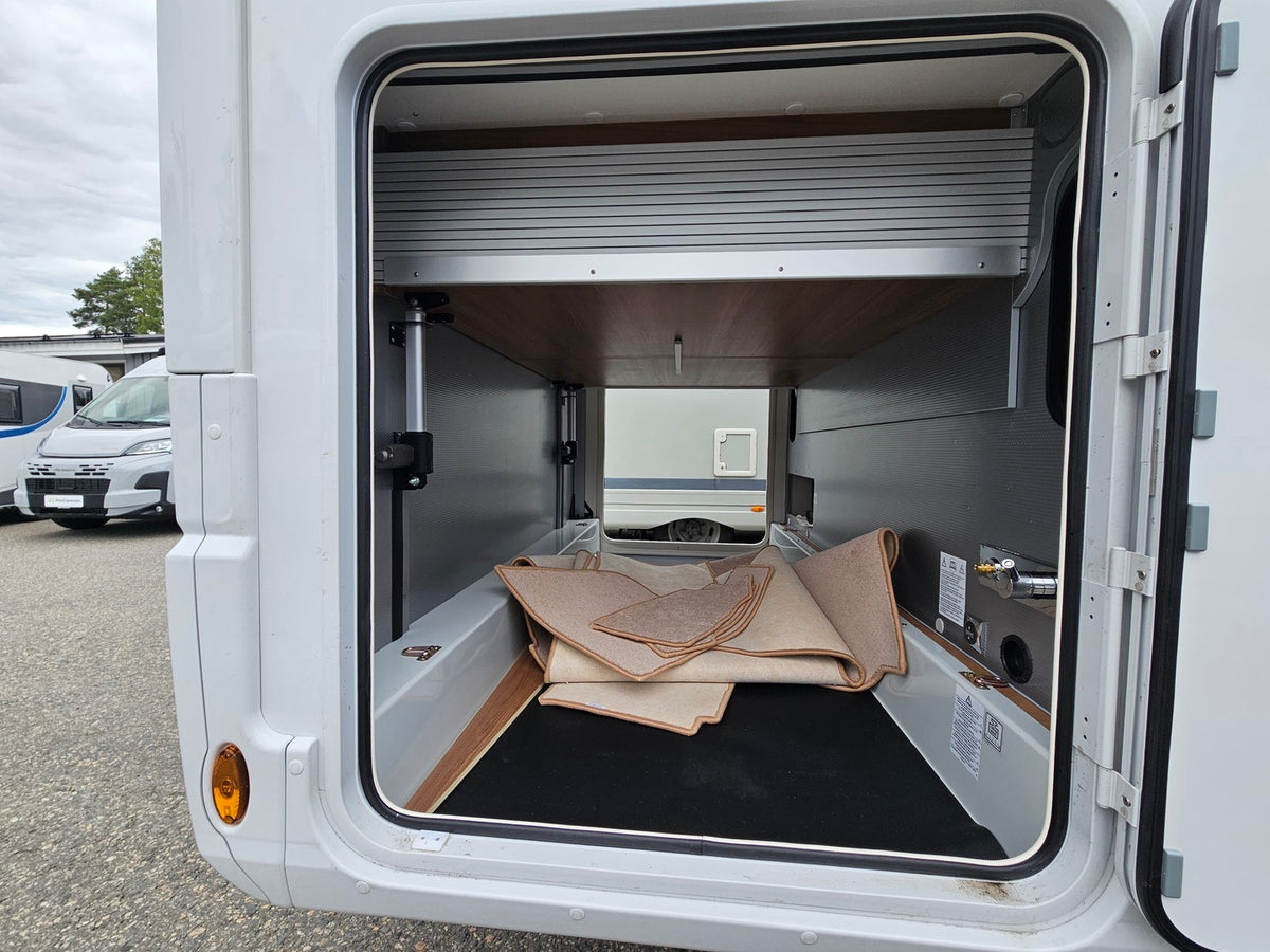 Rapido 696F R65 Edition