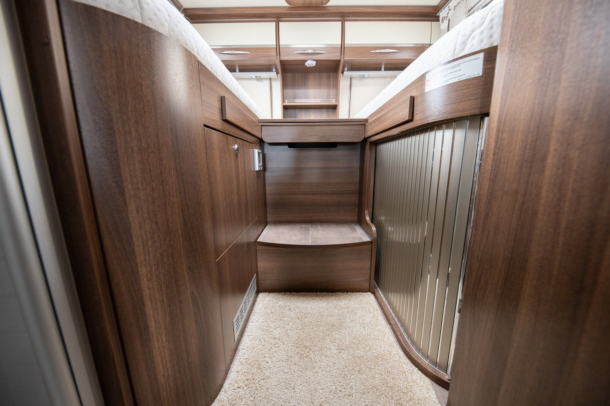 Burstner I 810 Elegance