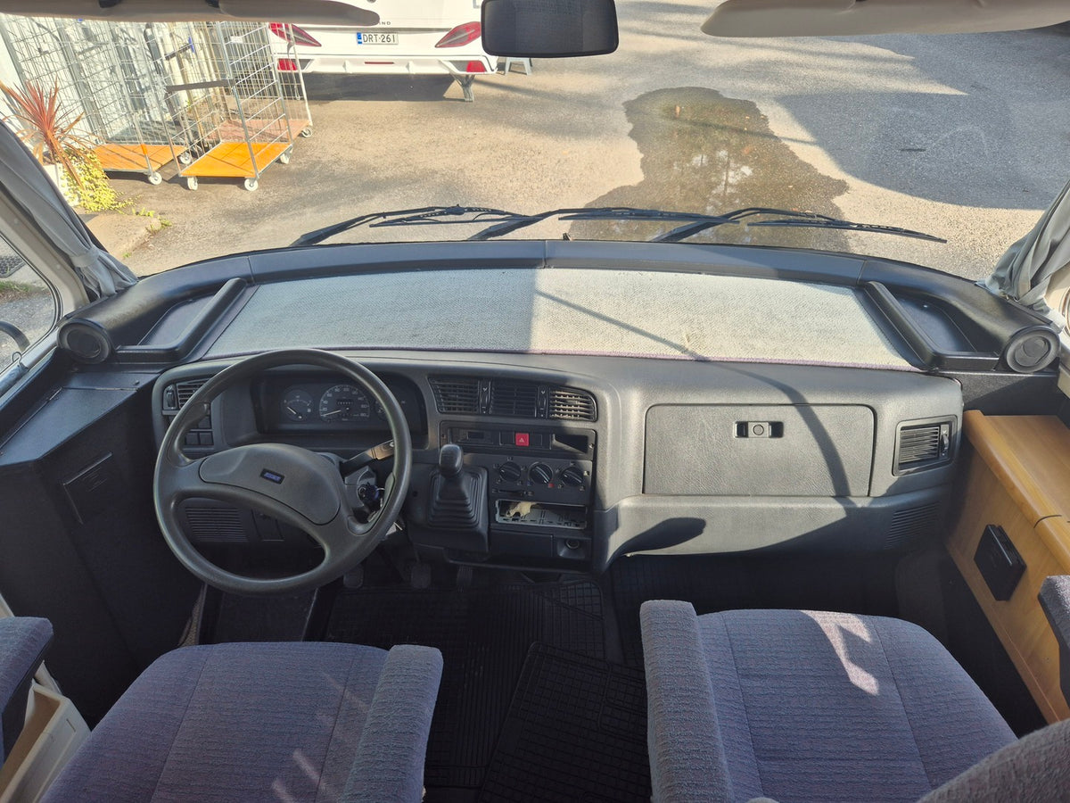 Hymer B 584