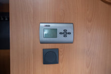 Lataa kuva Galleria-katseluun, Dethleffs A 6981 Advantage
