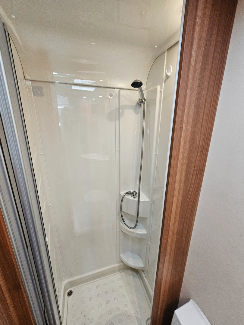 Weinsberg Caraloft 650 MF