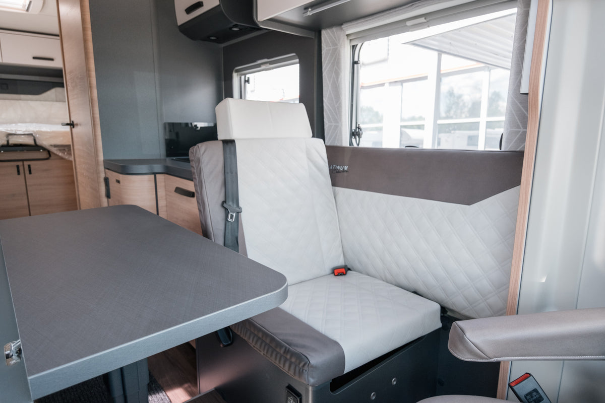 Knaus Live Wave 700 LX