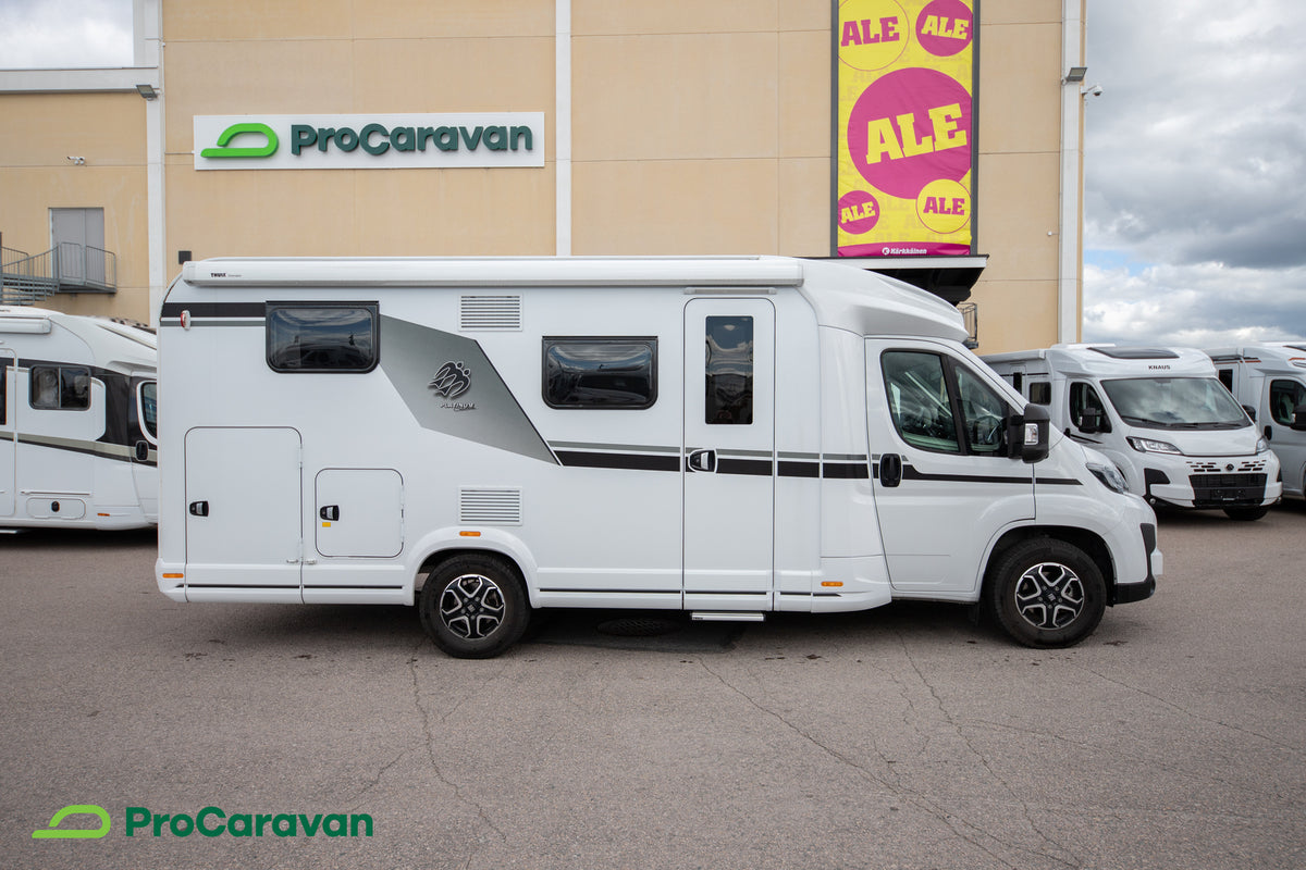 Knaus Live TI 650 MEG Platinum Selection
