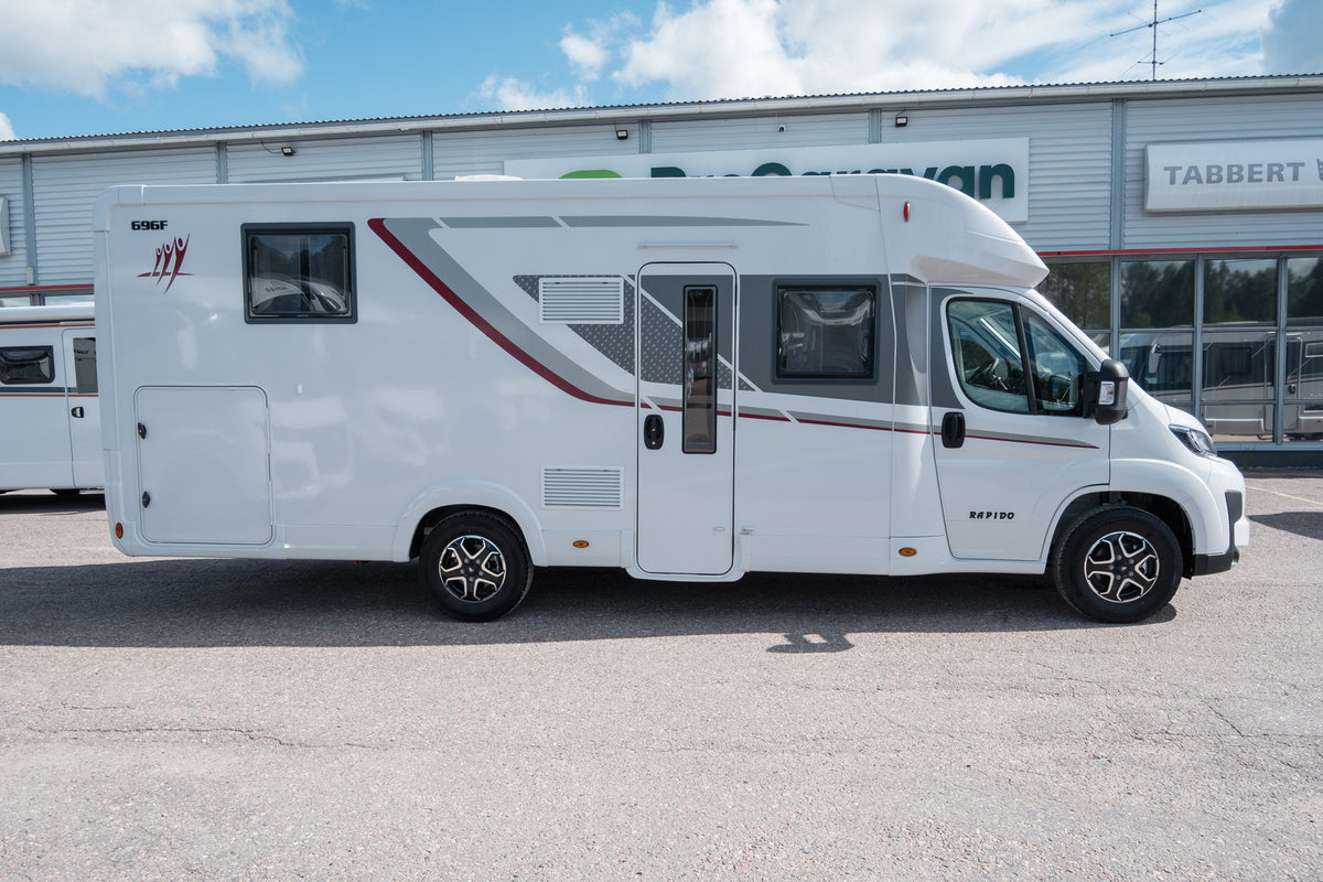 Rapido 696 F