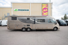 Lataa kuva Galleria-katseluun, Burstner I 810 Elegance
