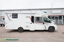 Lataa kuva Galleria-katseluun, Rapido 686F Scandinavian Exclusive
