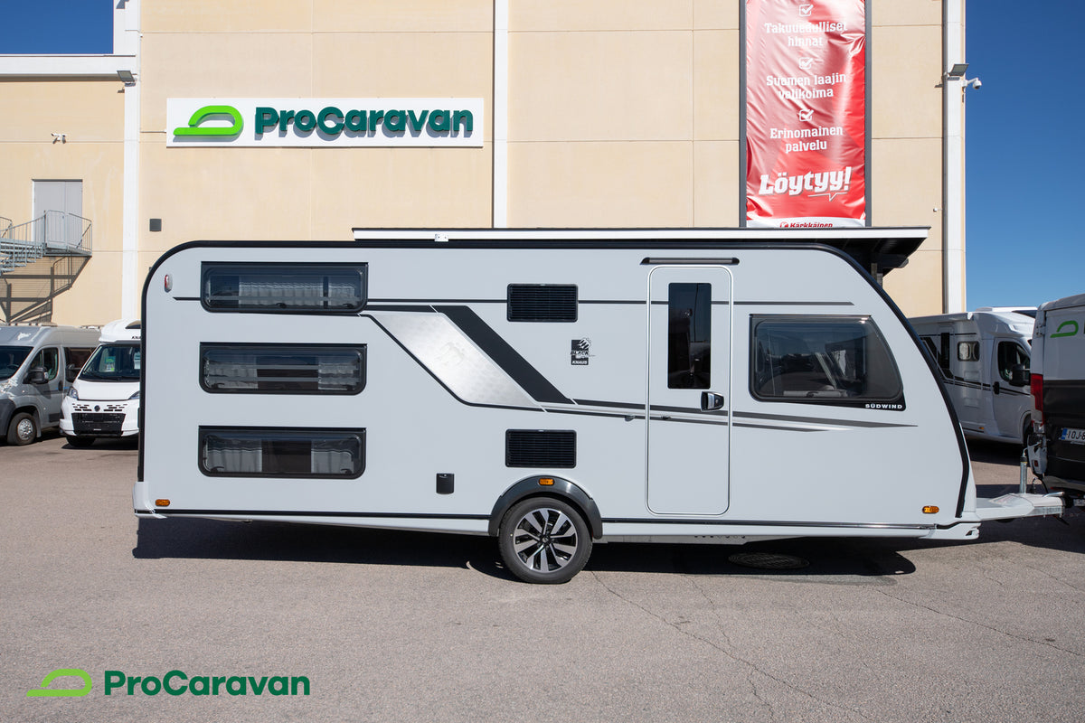 Knaus Südwind Black Selection