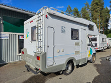 Lataa kuva Galleria-katseluun, Knaus Traveller  A 510
