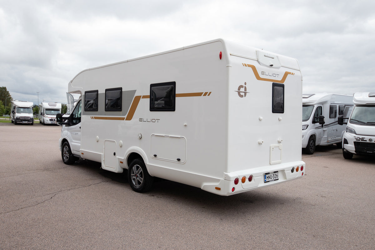 CI Elliot 82 XT