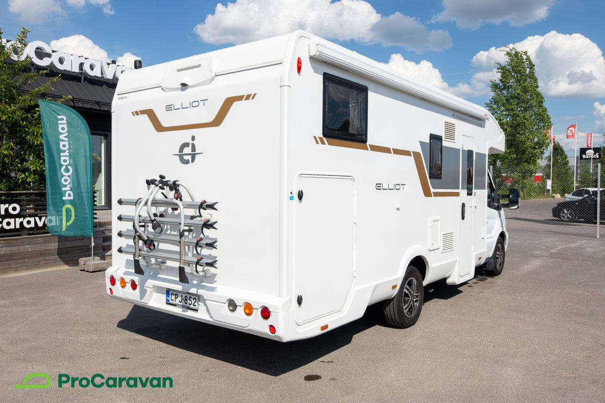 CI Elliot 84 XT