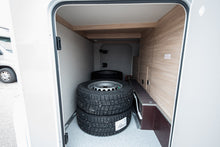 Ladda upp bild till gallerivisning, Knaus Van Ti Plus 650 MEG Platinum Selection
